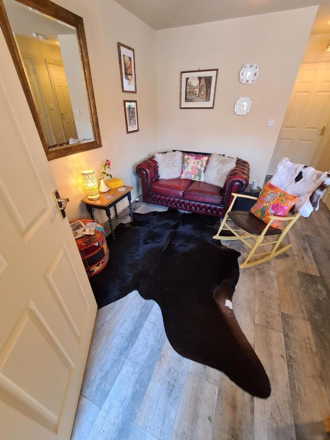 The Shambles By Spires Accommodation A Boho Styled Place To Stay Just 3 Miles From Birches Valley Visitors Centre Cannock Chase Руджлі Екстер'єр фото